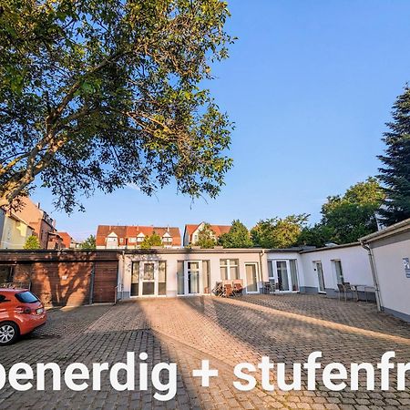 Fewo Urban Gotha - Apartment Orangerie - Am Schlosspark- Parken An Der Der Tuer- Barrierefrei, 900 Meter Zum Bahnhof - Wallbox Exteriör bild