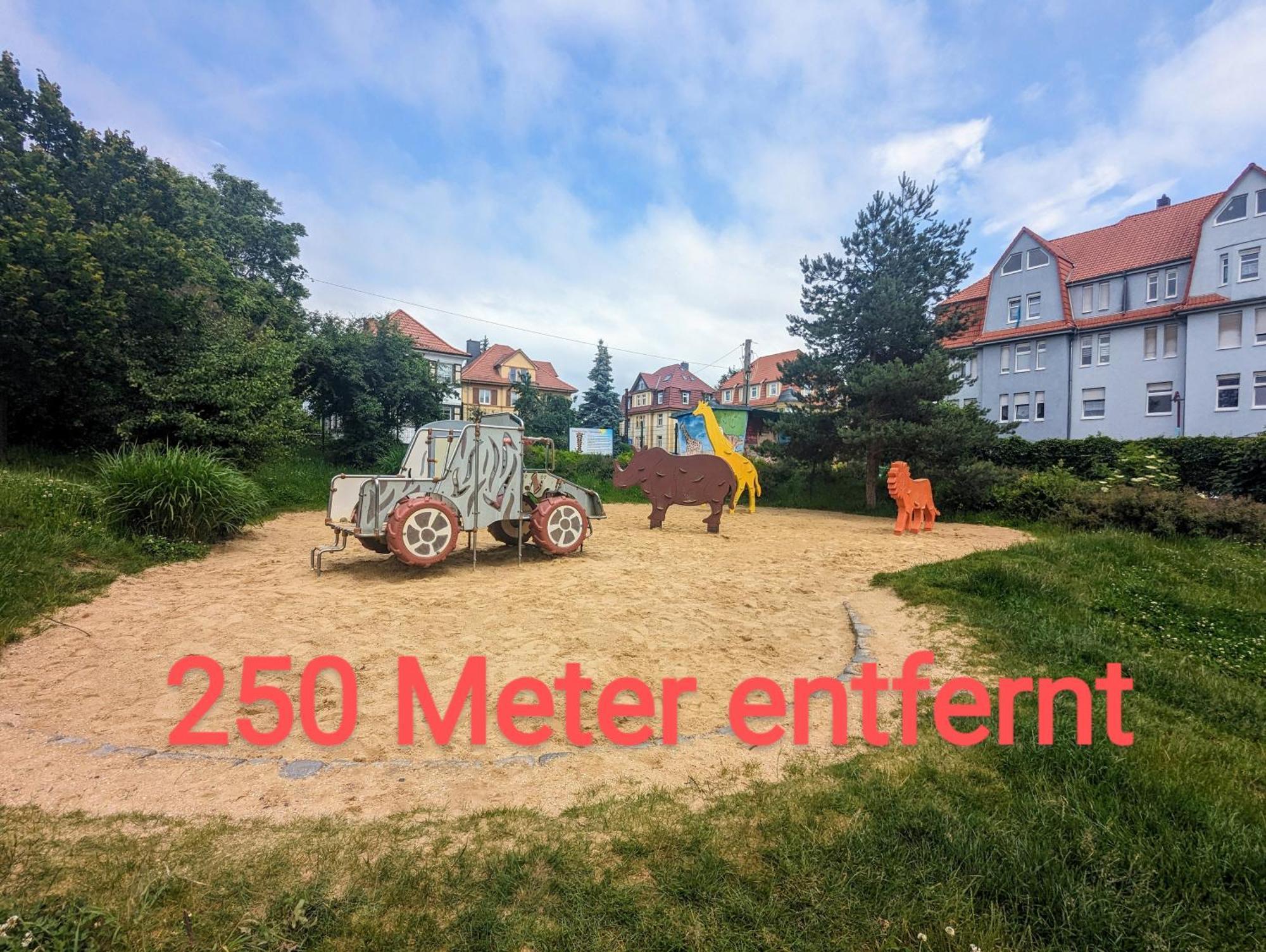 Fewo Urban Gotha - Apartment Orangerie - Am Schlosspark- Parken An Der Der Tuer- Barrierefrei, 900 Meter Zum Bahnhof - Wallbox Exteriör bild